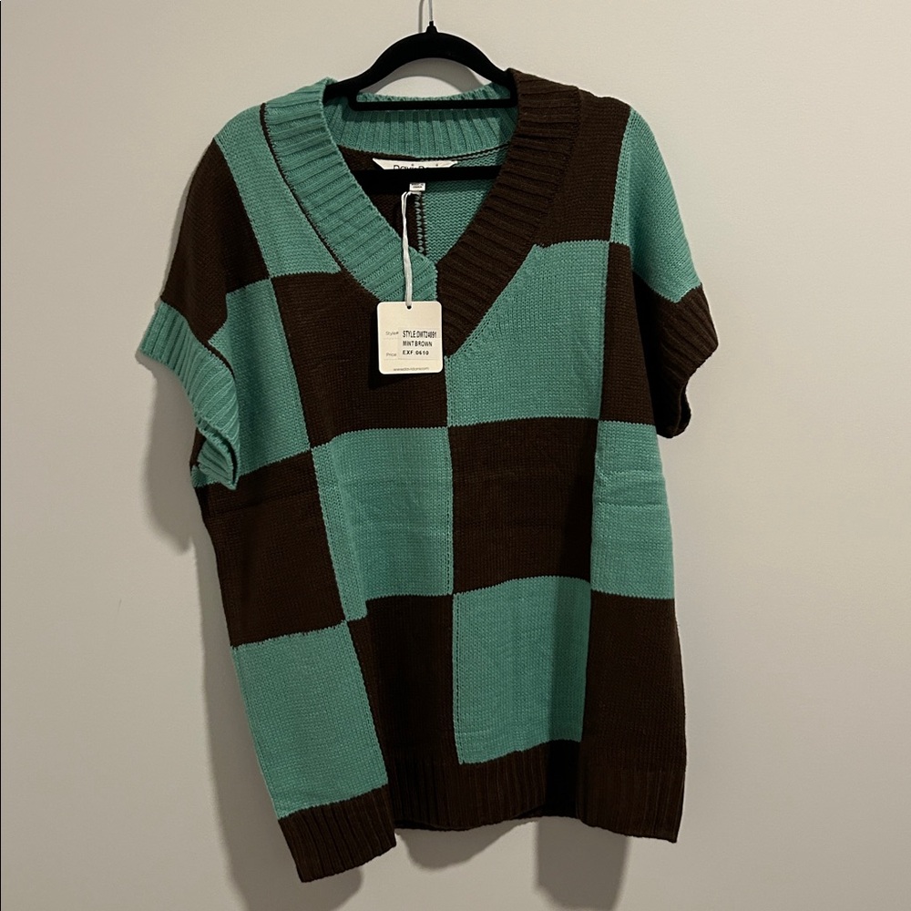 DAVI & DANI Mint and Chocolate Knit short sleeve sweater